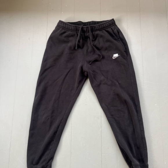 Nike black  Jogger sweatpants - Picture 1 of 3